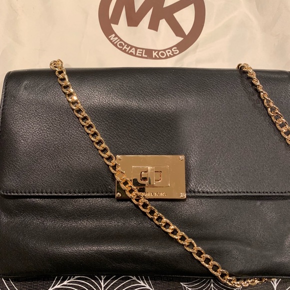 Purse - Picture 2 of 3